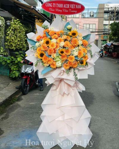 Hoa Chuc Mung Cong Ty 824.jpg