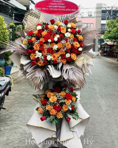 Hoa Tang Khai Truong Cua Hang 212.jpg