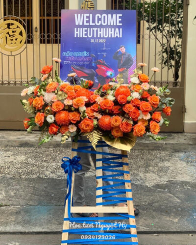 Hoa Khai Truong Hien Dai